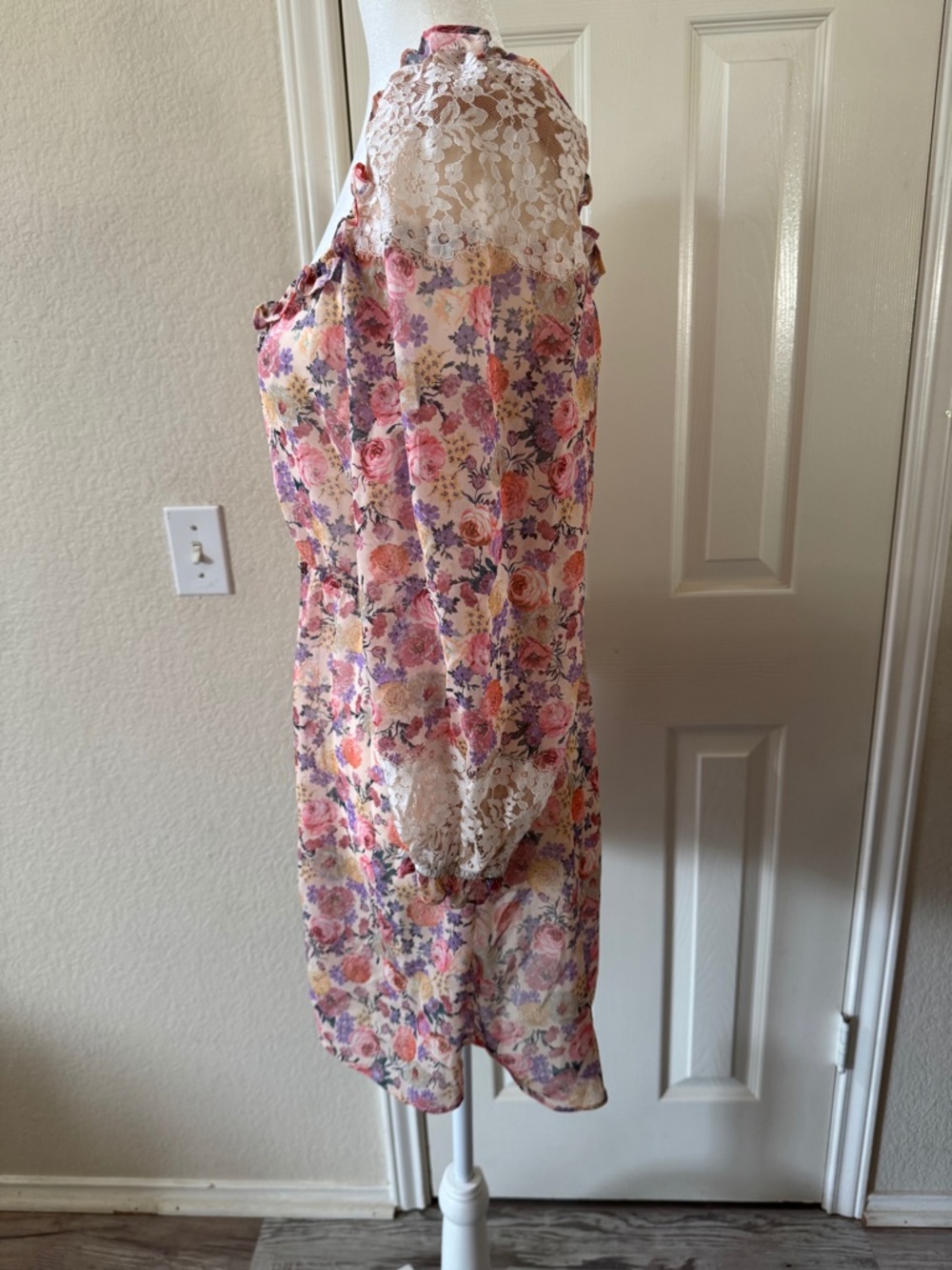 For Love & Lemons Floral Lace Trim Mini Robe/dress Size M Cottagecore Romantic - Picture 8 of 9
